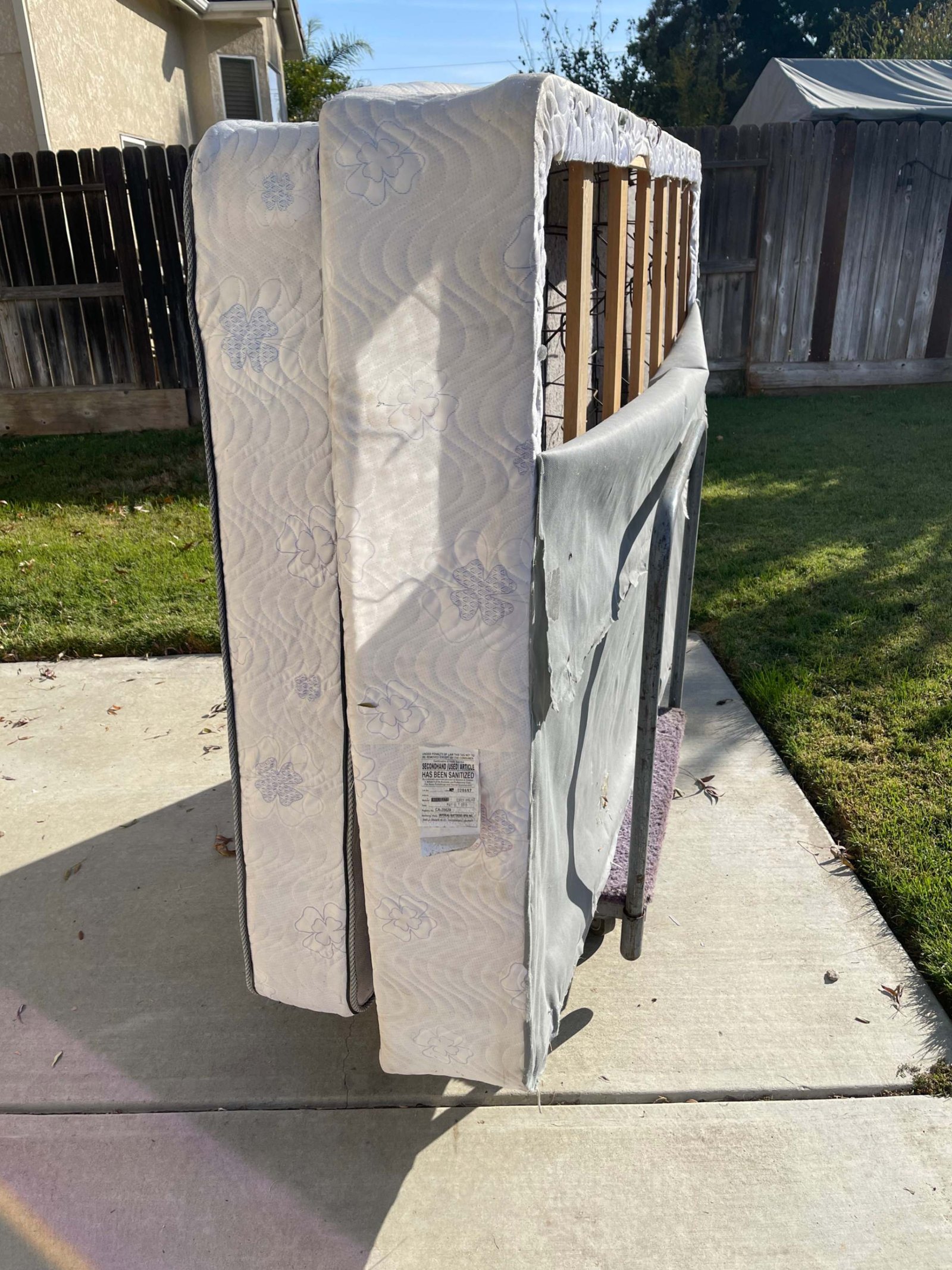 Mattress-BoxSpring Removal and Recycle Services in Modesto